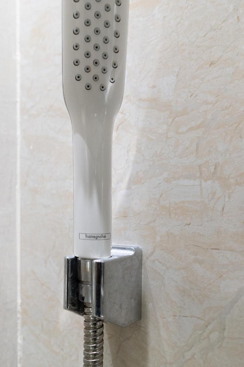 The Rixx Benthanhtower Apartment