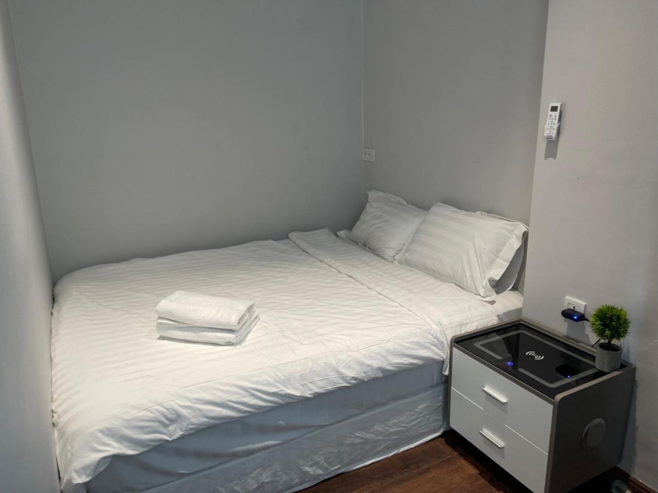 The Rixx Benthanhtower Apartment